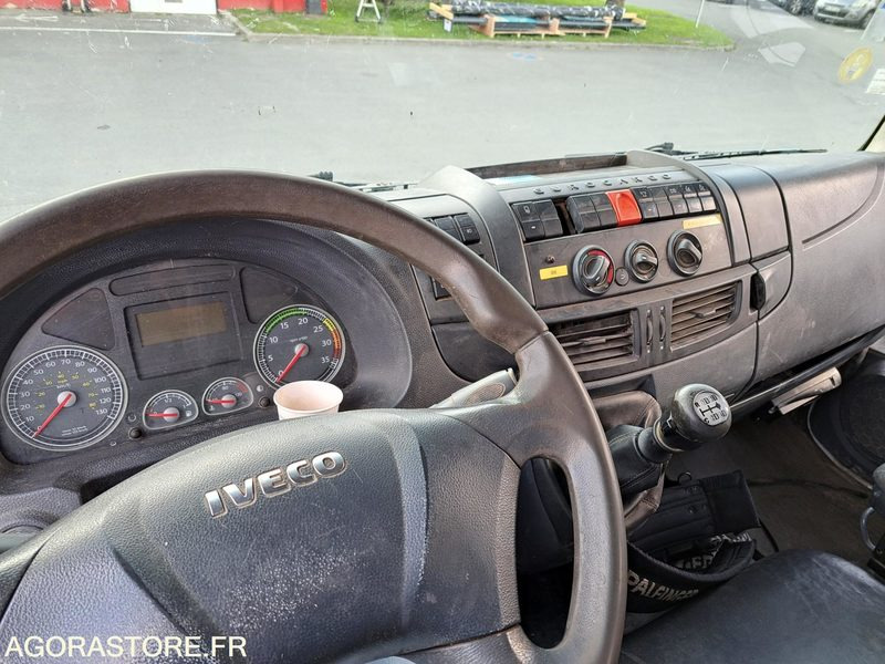 CAMION BENNE GRUE IVECO - 2014 / 240742 KM - Kamion: slika 4 CAMION BENNE GRUE IVECO - 2014 / 240742 KM - Kamion: slika 4