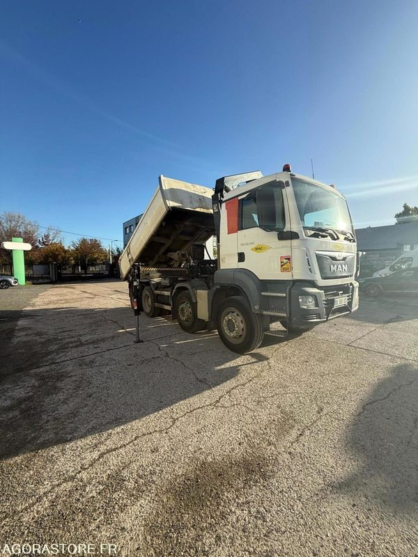 MAN 8x4 - 32-400 BiBenne grue - 11.2014 / 375000 KM - Kamion: slika 4 MAN 8x4 - 32-400 BiBenne grue - 11.2014 / 375000 KM - Kamion: slika 4