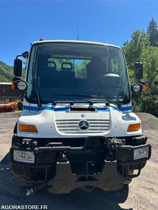 MERCEDES UNIMOG U300 - Kamion: slika 3 MERCEDES UNIMOG U300 - Kamion: slika 3