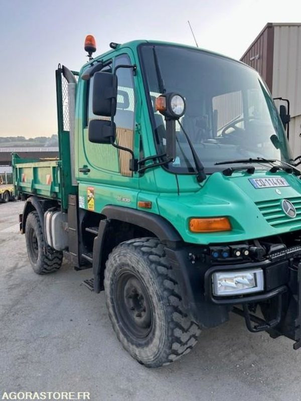 MERCEDES UNIMOG U300C VERSION COMMUNALE 2003 38210 KM - Kamion: slika 2 MERCEDES UNIMOG U300C VERSION COMMUNALE 2003 38210 KM - Kamion: slika 2