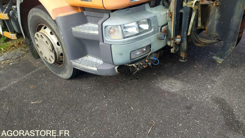 RENAULT 220 DCI - 2004 - Kamion: slika 3 RENAULT 220 DCI - 2004 - Kamion: slika 3