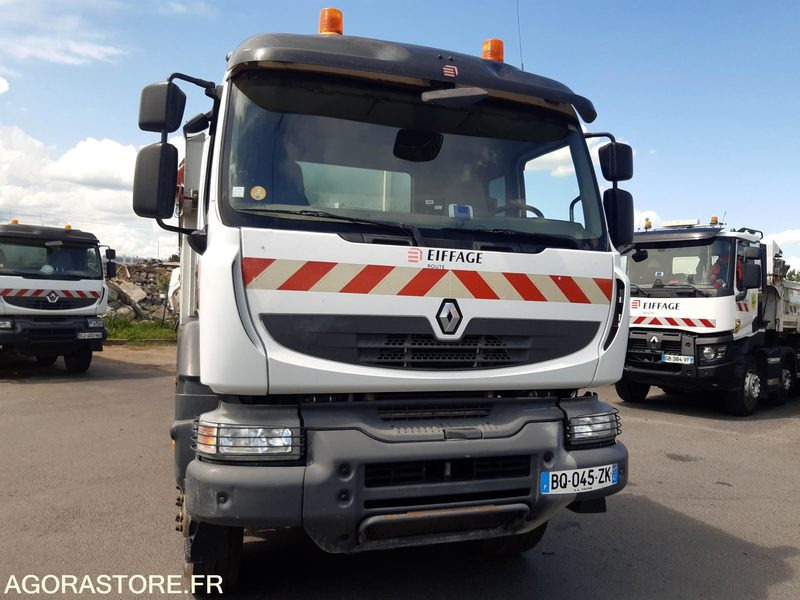 RENAULT 8X4 KERAX 430.32 - 2011 / 373600 Kms (M5126) - Kamion: slika 3 RENAULT 8X4 KERAX 430.32 - 2011 / 373600 Kms (M5126) - Kamion: slika 3