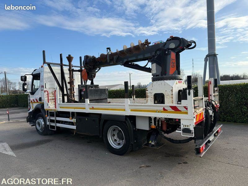 RENAULT D13 FOREUSE RISA G2T - Kamion: slika 2 RENAULT D13 FOREUSE RISA G2T - Kamion: slika 2