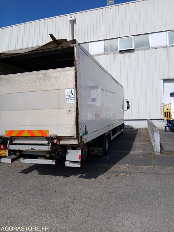 Renault Midlum - 2003 - 559259 Kms - Kamion: slika 4 Renault Midlum - 2003 - 559259 Kms - Kamion: slika 4