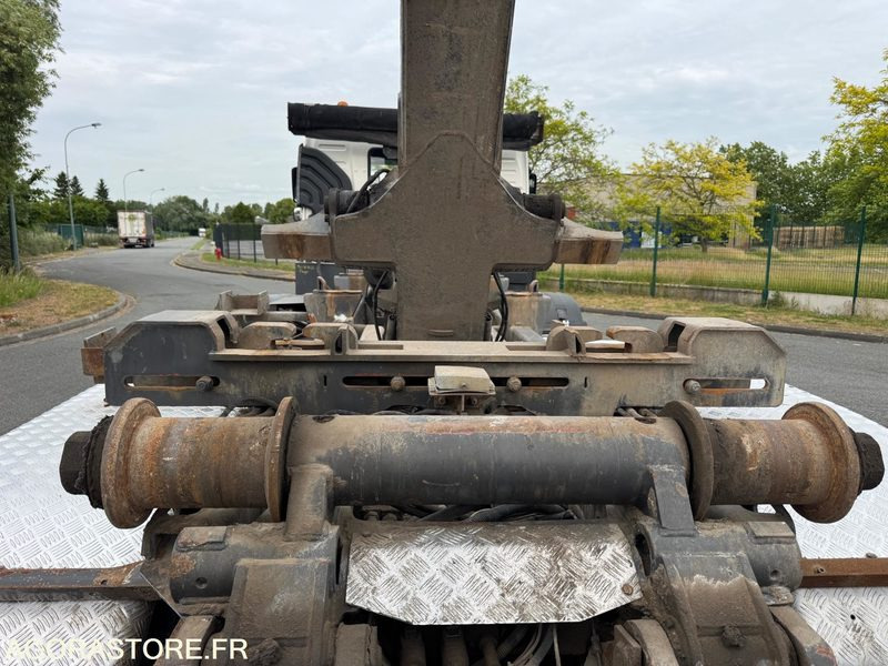 Kamion Volvo FM 400 8X4 ampliroll - 2009 - 763559KM: slika 9