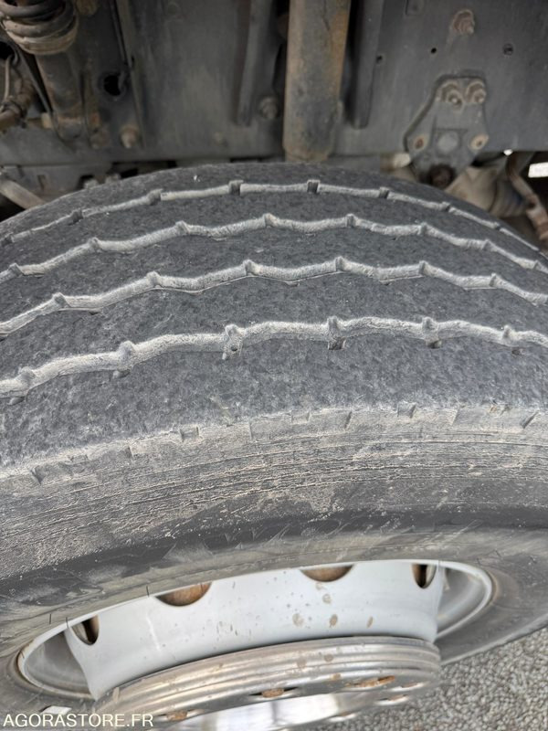 Kamion Volvo FM 400 8X4 ampliroll - 2009 - 763559KM: slika 16