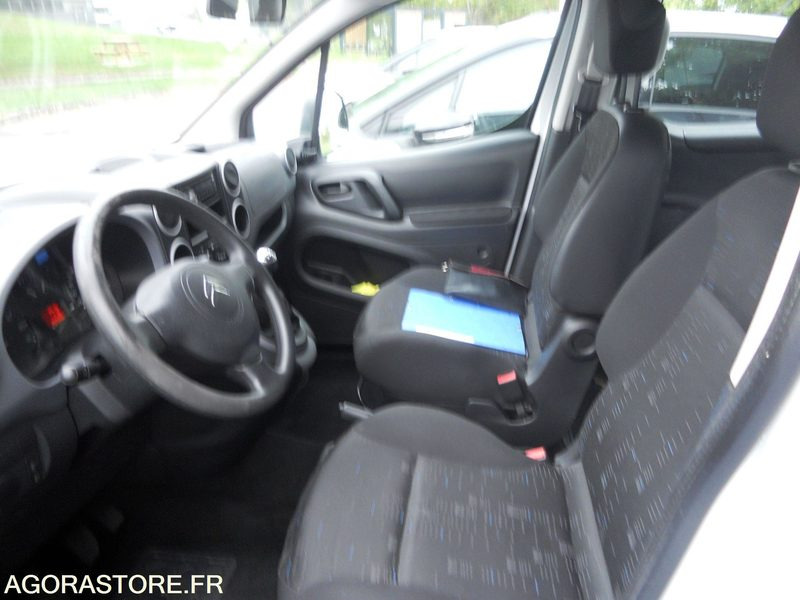 LOT 4 SLT - CITROEN BERLINGO - Automobil: slika 5 LOT 4 SLT - CITROEN BERLINGO - Automobil: slika 5
