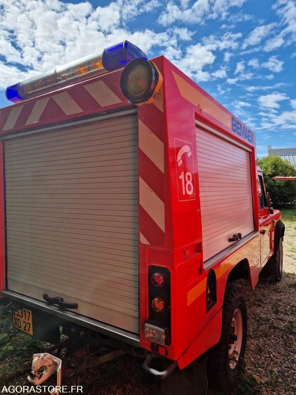 Land Rover Defender - 2001 - 19789- 5317XD27 - SUV: slika 3 Land Rover Defender - 2001 - 19789- 5317XD27 - SUV: slika 3