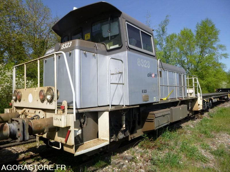 Lot de 4 Locotracteurs Y8000 RVI3 / Moyse, Fauvet Girel - Građevinska oprema: slika 3 Lot de 4 Locotracteurs Y8000 RVI3 / Moyse, Fauvet Girel - Građevinska oprema: slika 3