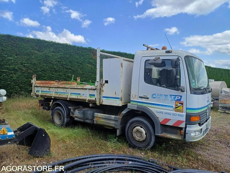 MERCEDES - ATEGO B 918 BENNE AVEC COFFRE - 2002 / 321065KMS (09/2019) - 6487XW14 - Istovarivač: slika 3 MERCEDES - ATEGO B 918 BENNE AVEC COFFRE - 2002 / 321065KMS (09/2019) - 6487XW14 - Istovarivač: slika 3