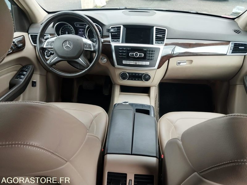 MERCEDES CLASSE ML 350 3.0 CDI BLUETEC V6 TURBO 4-MATIC - SUV: slika 5 MERCEDES CLASSE ML 350 3.0 CDI BLUETEC V6 TURBO 4-MATIC - SUV: slika 5