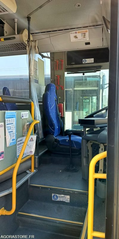 MERCEDES INTOURO N°093029 - Minibus, Putnički kombi: slika 2 MERCEDES INTOURO N°093029 - Minibus, Putnički kombi: slika 2