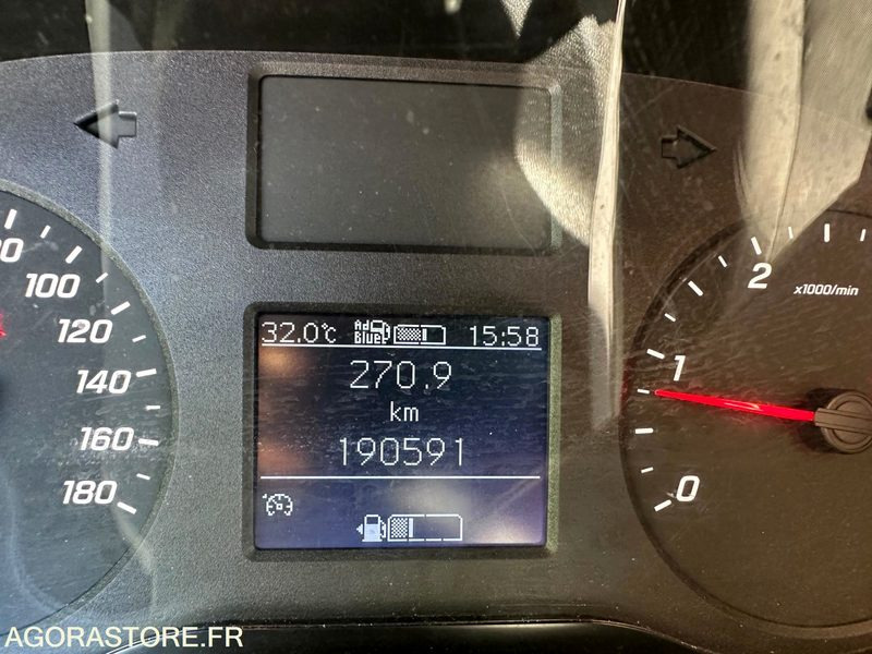 MERCEDES SPRINTER 20M3 - HAYON 514 CDI - 190000 KM - 2019 - Furgon: slika 5 MERCEDES SPRINTER 20M3 - HAYON 514 CDI - 190000 KM - 2019 - Furgon: slika 5