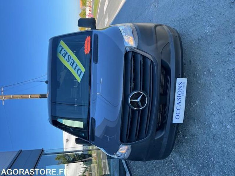 MERCEDES SPRINTER 3 FOURGON 314 CDI 33 9G-TRONIC L1H1 3PLACES - Furgon: slika 2 MERCEDES SPRINTER 3 FOURGON 314 CDI 33 9G-TRONIC L1H1 3PLACES - Furgon: slika 2