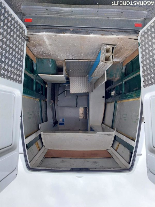 MERCEDES Sprinter 411CDI Fourgon L4 VASP 2004 148238Km ROULANT PRO UNIQUEMENT - Furgon: slika 2 MERCEDES Sprinter 411CDI Fourgon L4 VASP 2004 148238Km ROULANT PRO UNIQUEMENT - Furgon: slika 2