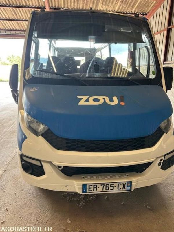 MINICARS IVECO BUS DAILY TOURYS 25397 MEC 2017 KM 239000 ER-765-CX - Minibus, Putnički kombi: slika 1 MINICARS IVECO BUS DAILY TOURYS 25397 MEC 2017 KM 239000 ER-765-CX - Minibus, Putnički kombi: slika 1