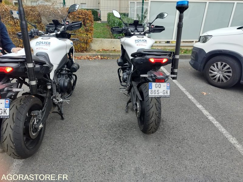 MOTO YAMAHA POLICE MUNICIPALE - Motocikl: slika 3 MOTO YAMAHA POLICE MUNICIPALE - Motocikl: slika 3