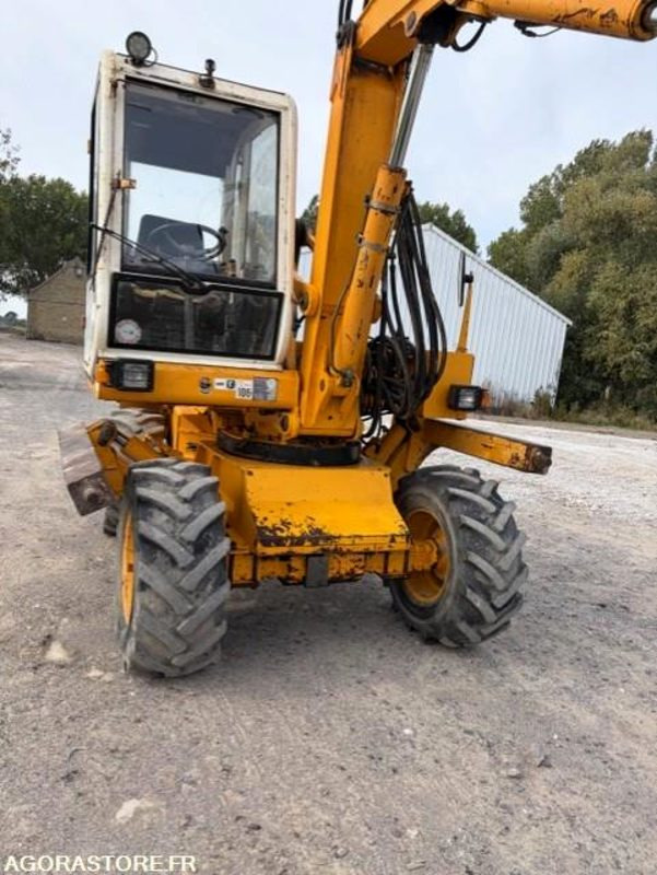 Mecalac 11CX - Bager: slika 2 Mecalac 11CX - Bager: slika 2