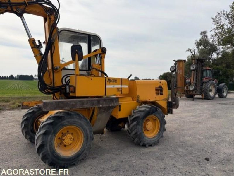 Mecalac 11CX - Bager: slika 3 Mecalac 11CX - Bager: slika 3