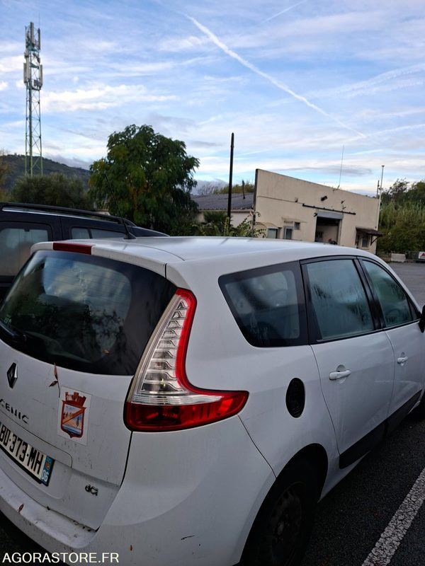 Megane Scenic - Automobil: slika 3 Megane Scenic - Automobil: slika 3