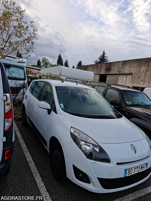 Megane Scenic - Automobil: slika 1 Megane Scenic - Automobil: slika 1