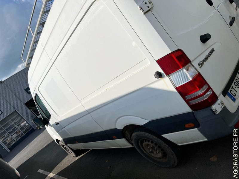Mercedes SPRINTER - 2013 - 207684 Kms - Furgon: slika 4 Mercedes SPRINTER - 2013 - 207684 Kms - Furgon: slika 4