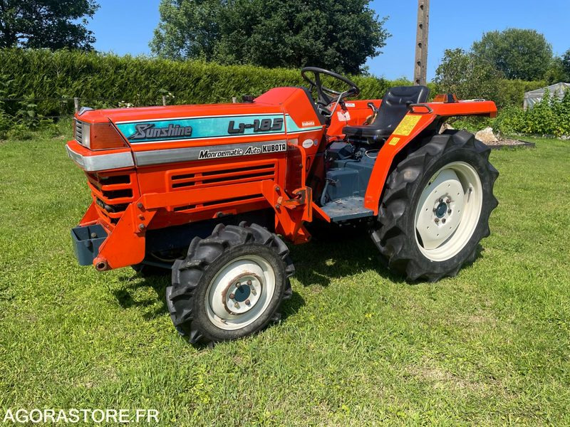 Micro-tracteur Kubota L1-185 - Traktor: slika 4 Micro-tracteur Kubota L1-185 - Traktor: slika 4