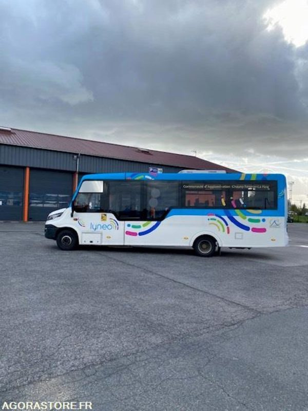 Minibus INDCAR MOBI LOW ENTRY - 27 places - PMR - Minibus, Putnički kombi: slika 3 Minibus INDCAR MOBI LOW ENTRY - 27 places - PMR - Minibus, Putnički kombi: slika 3