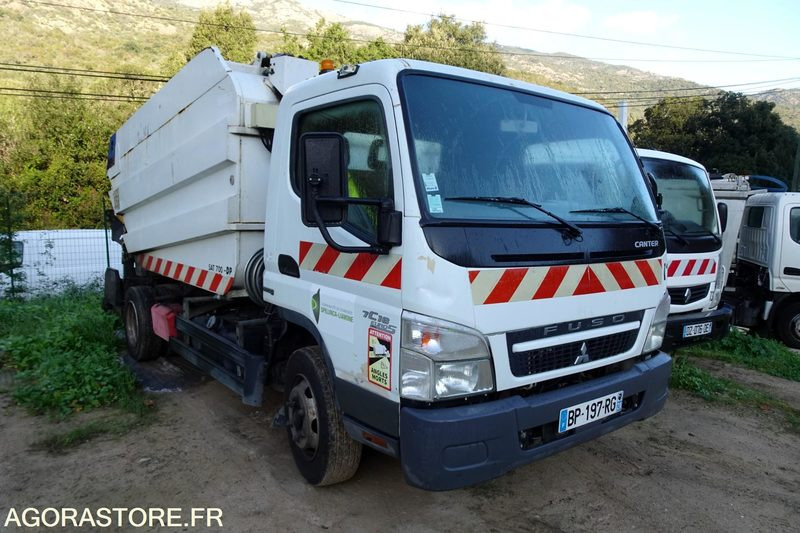 Mitsubishi Fuso - Kamion za smeće: slika 1 Mitsubishi Fuso - Kamion za smeće: slika 1