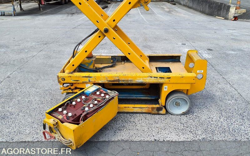 Nacelle electrique à ciseaux 7 m GENIE GS1930 - Vazdušna platforma: slika 4 Nacelle electrique à ciseaux 7 m GENIE GS1930 - Vazdušna platforma: slika 4