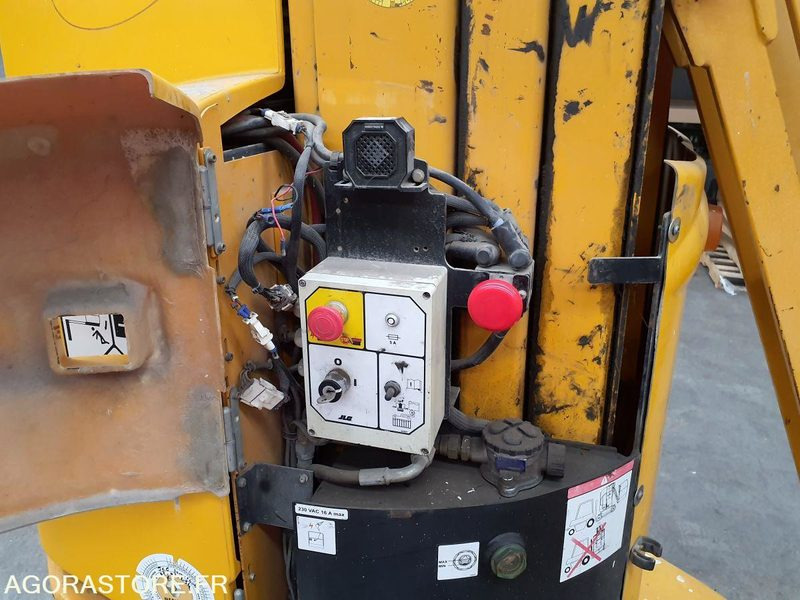 Nacelles à mât vertical GROVE TOUCAN 861 - Vazdušna platforma: slika 3 Nacelles à mât vertical GROVE TOUCAN 861 - Vazdušna platforma: slika 3