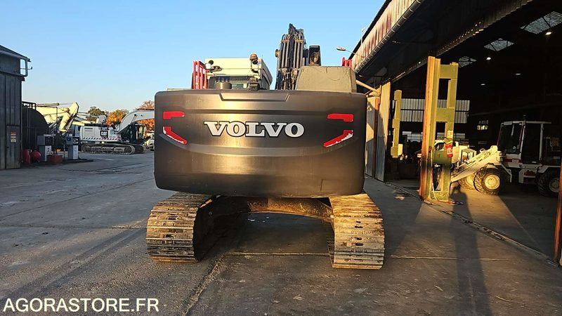 PELLE A CHENILLE VOLVO EC220 EL - 2015 / 10661H (MPC021) - Bager: slika 4 PELLE A CHENILLE VOLVO EC220 EL - 2015 / 10661H (MPC021) - Bager: slika 4