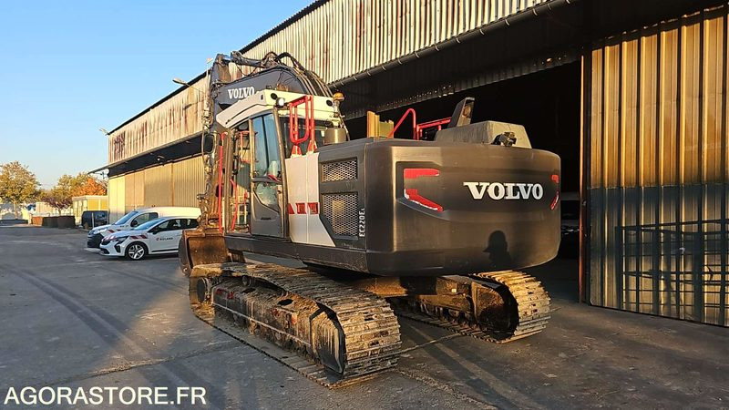 PELLE A CHENILLE VOLVO EC220 EL - 2015 / 10661H (MPC021) - Bager: slika 3 PELLE A CHENILLE VOLVO EC220 EL - 2015 / 10661H (MPC021) - Bager: slika 3