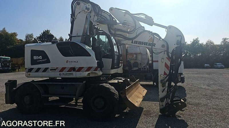 PELLE A PNEUS LIEBHERR A914 C - 2014 - 11608H (MT436) - Bager: slika 4 PELLE A PNEUS LIEBHERR A914 C - 2014 - 11608H (MT436) - Bager: slika 4