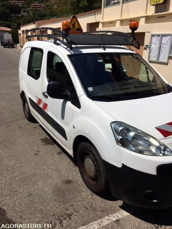 PEUGEOT PARTNER HDI 16 (B9) - Mali kombi: slika 5 PEUGEOT PARTNER HDI 16 (B9) - Mali kombi: slika 5