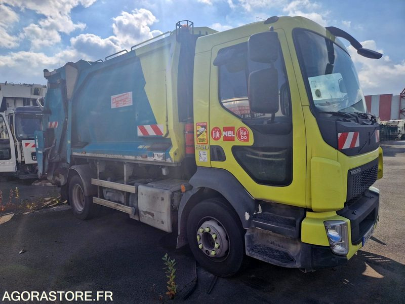 PORTEUR BOM 16T VOLVO GEESINK (C4007) 2014 (215740 KMS) - Kamion za smeće: slika 3 PORTEUR BOM 16T VOLVO GEESINK (C4007) 2014 (215740 KMS) - Kamion za smeće: slika 3