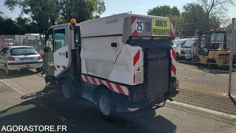 PRO 156 - CITYCAT 2020 - 2010 - Baštenska oprema: slika 4 PRO 156 - CITYCAT 2020 - 2010 - Baštenska oprema: slika 4