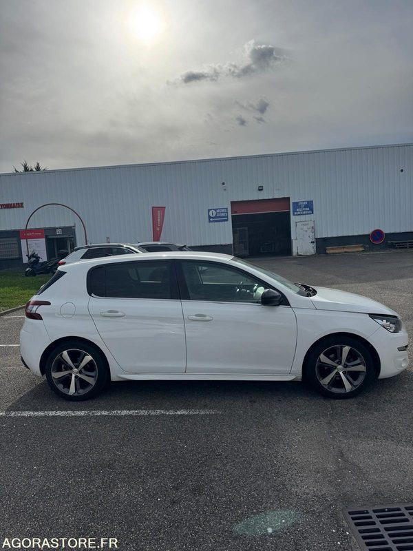 Peugeot 308 1.6 HDi 90 CV phase 2 T9 - 2014 - 172 500 KMS - Automobil: slika 2 Peugeot 308 1.6 HDi 90 CV phase 2 T9 - 2014 - 172 500 KMS - Automobil: slika 2