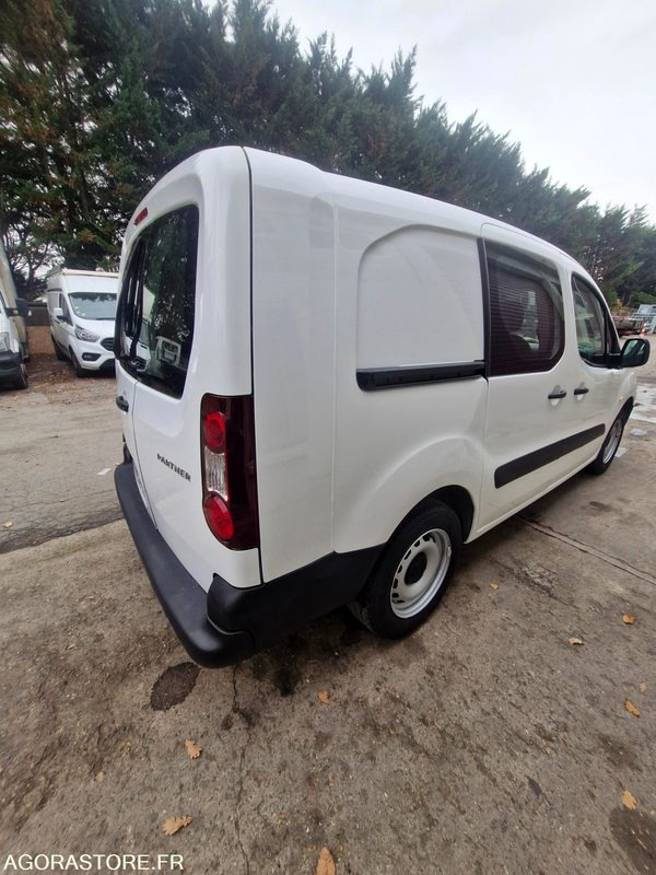 Peugeot partner cabine approfondie long 1.6 bluehdi 100 bvm5 CLIM 128863 kms - Mali kombi: slika 4 Peugeot partner cabine approfondie long 1.6 bluehdi 100 bvm5 CLIM 128863 kms - Mali kombi: slika 4