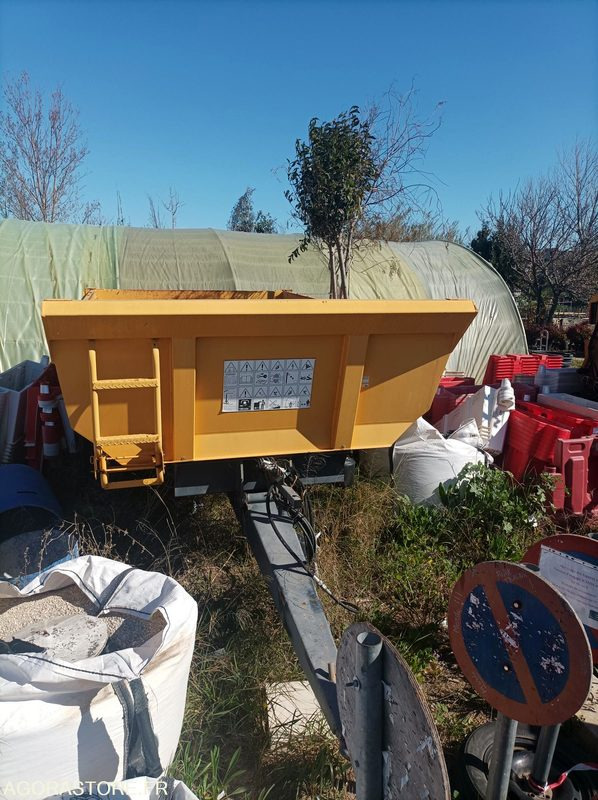 Remorque TP12 Lambert - Poljoprivredna mašina: slika 1 Remorque TP12 Lambert - Poljoprivredna mašina: slika 1