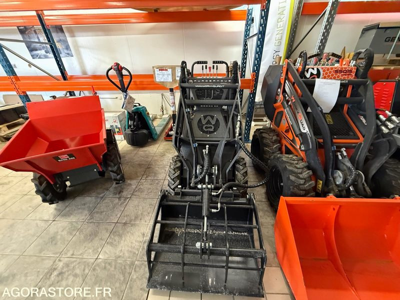 Porte outils SSQ11 PUROSANGUE Worky quad Plus Essence NEUF - Baštenska oprema: slika 3 Porte outils SSQ11 PUROSANGUE Worky quad Plus Essence NEUF - Baštenska oprema: slika 3