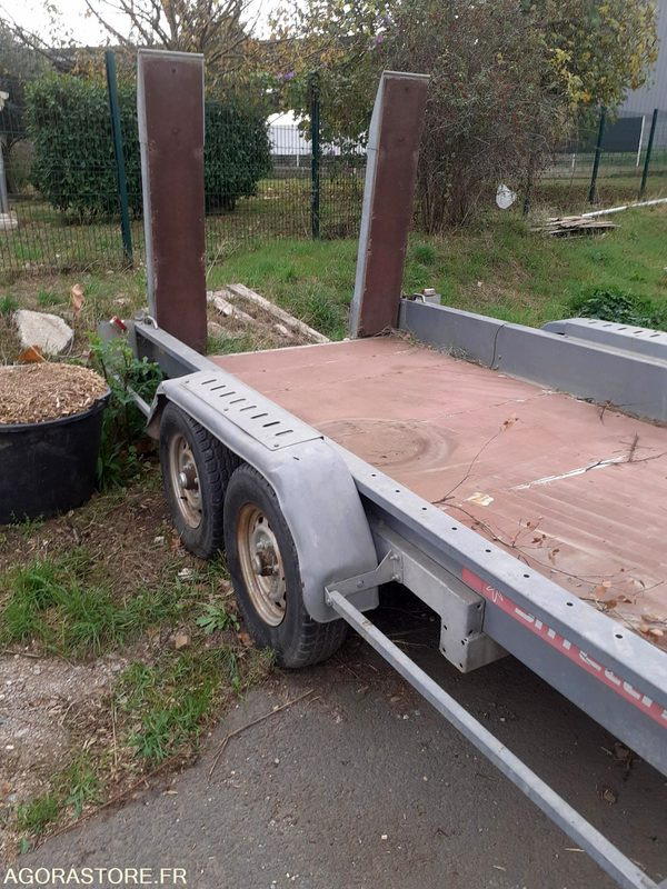 REMORQUE R.S.A - Prikolica: slika 2 REMORQUE R.S.A - Prikolica: slika 2