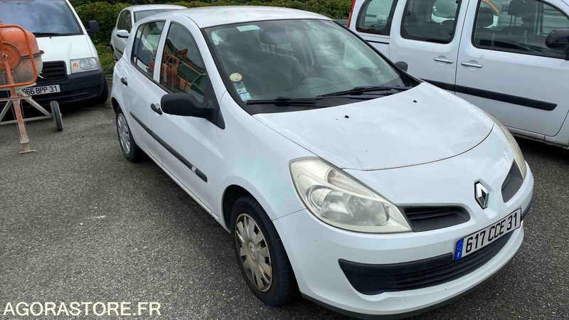 RENAULT CLIO - 2007 - 209285KM - Automobil: slika 2 RENAULT CLIO - 2007 - 209285KM - Automobil: slika 2