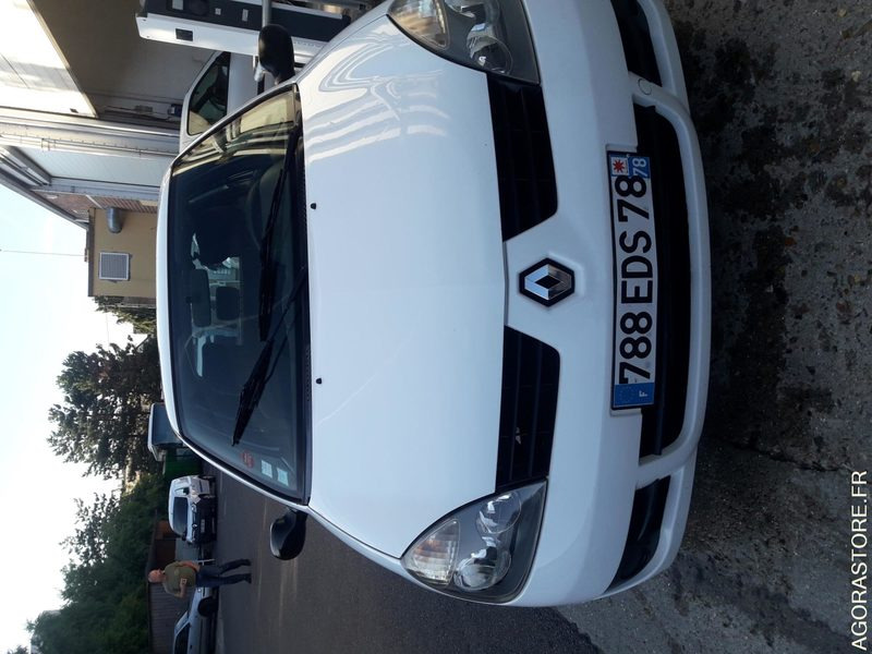 RENAULT CLIO CAMPUS88 - Automobil: slika 3 RENAULT CLIO CAMPUS88 - Automobil: slika 3