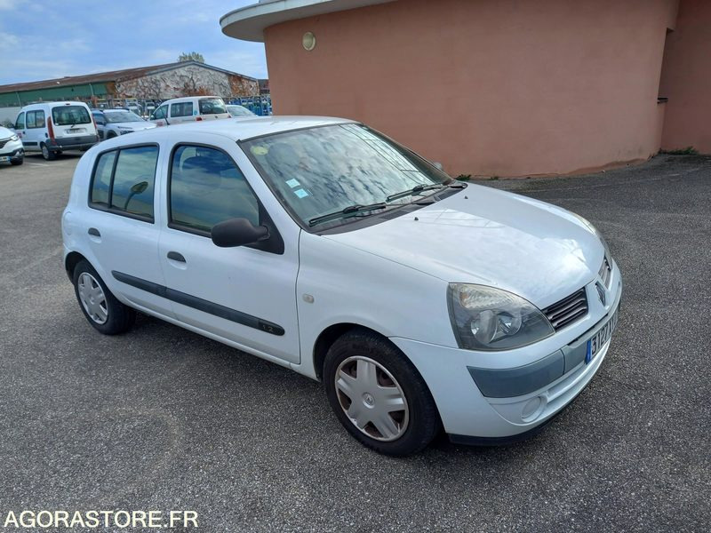 RENAULT CLIO PHASE 2-1.2 I 60CV-2005-ESSENCE-122 018 KMS-5 PORTES-ROULANTE-CT OK - Automobil: slika 2 RENAULT CLIO PHASE 2-1.2 I 60CV-2005-ESSENCE-122 018 KMS-5 PORTES-ROULANTE-CT OK - Automobil: slika 2