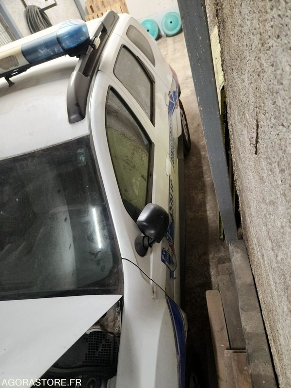 RENAULT DUSTER - SUV: slika 1 RENAULT DUSTER - SUV: slika 1