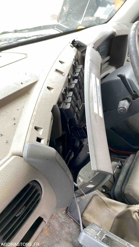 RENAULT DXI 310 - Autočistilica: slika 4 RENAULT DXI 310 - Autočistilica: slika 4