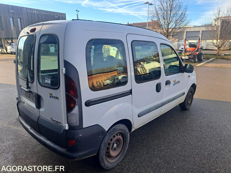 RENAULT KANGOO 157000kms 2000 - Mali kombi: slika 5 RENAULT KANGOO 157000kms 2000 - Mali kombi: slika 5