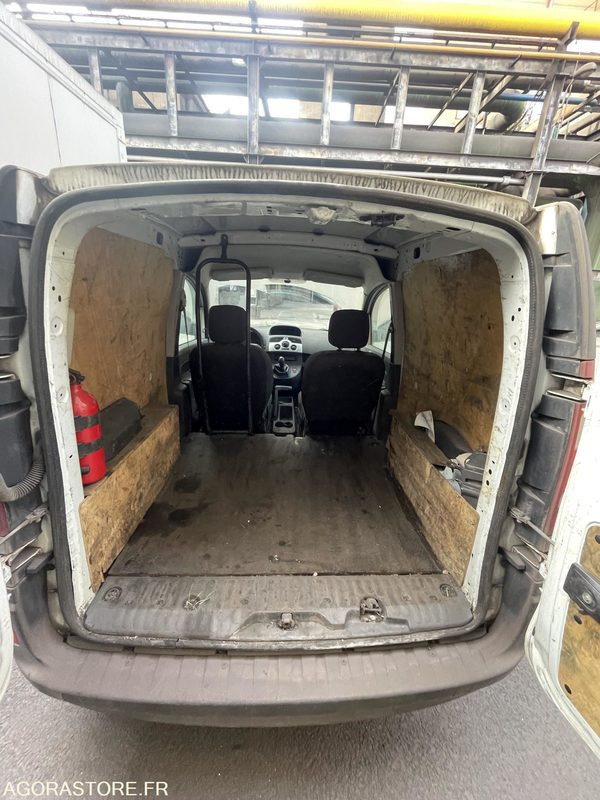 RENAULT KANGOO - 2011 - 157271KMs - BY-686-NP - Mali kombi: slika 2 RENAULT KANGOO - 2011 - 157271KMs - BY-686-NP - Mali kombi: slika 2