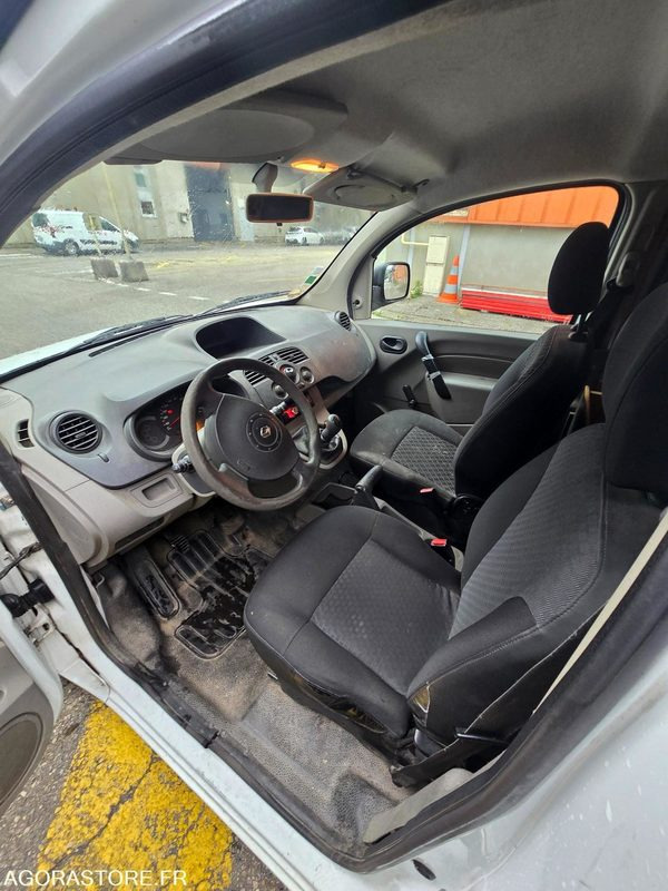 RENAULT KANGOO - Mali kombi: slika 2 RENAULT KANGOO - Mali kombi: slika 2